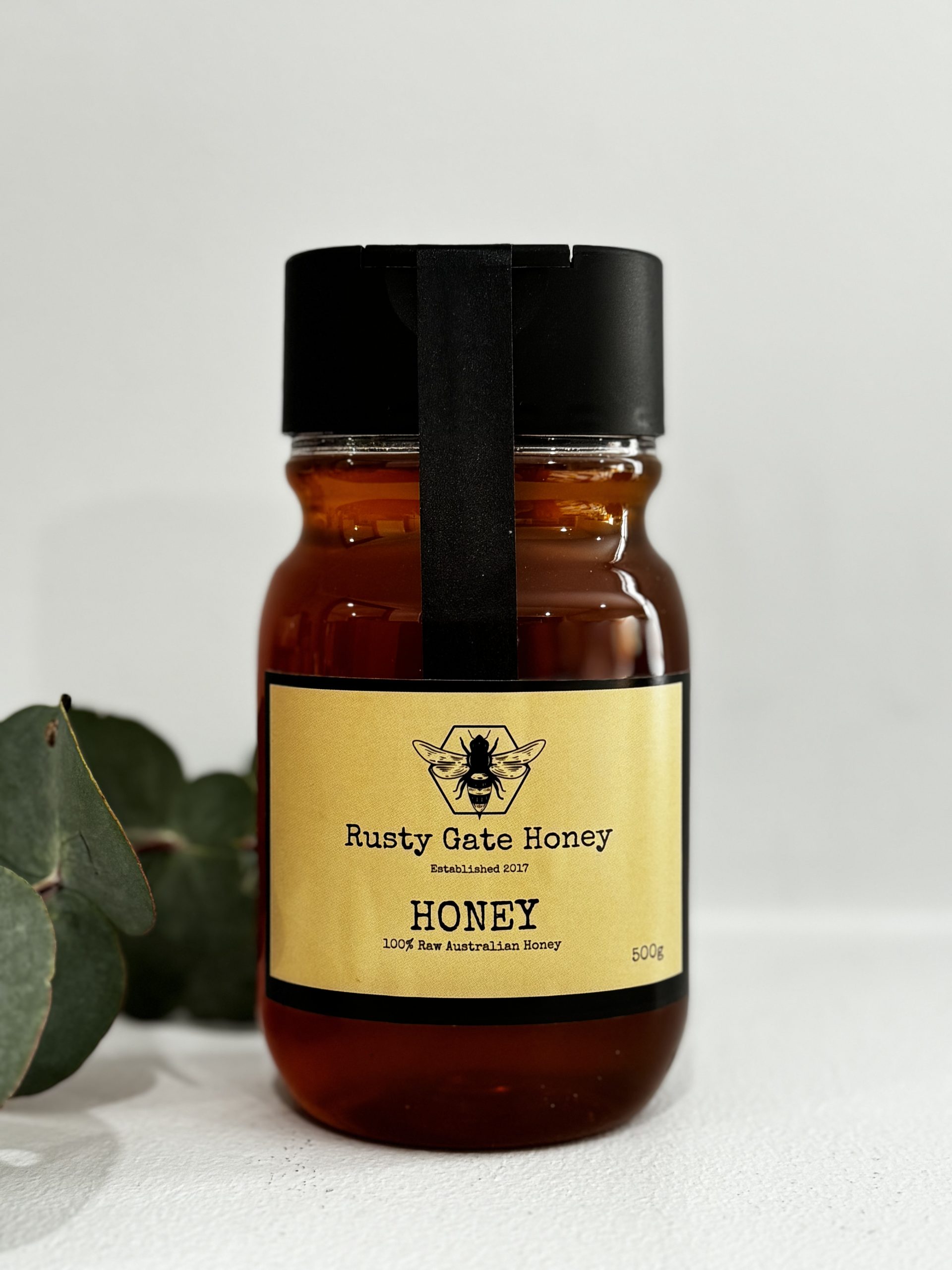 Rusty Gate 500g Raw Stringybark Honey Squeeze Bottle